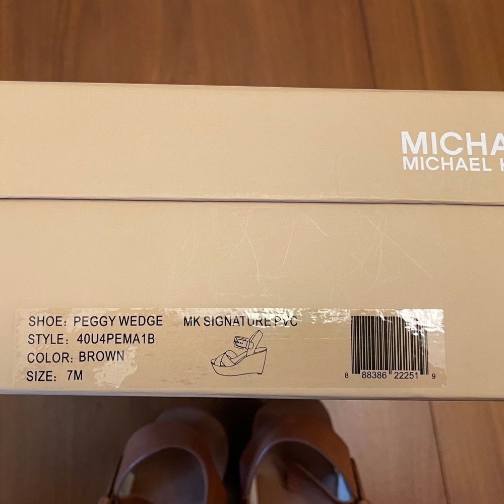 Michael Kors Peggy Wedge 7M - Picture 3 of 6